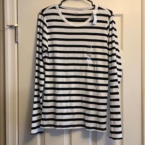 NWT Gap Long Sleeved Shirt